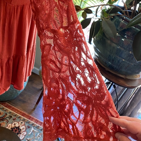 Altar’d State Burnt Orange Lace Contrast Peasant - Picture 11 of 12